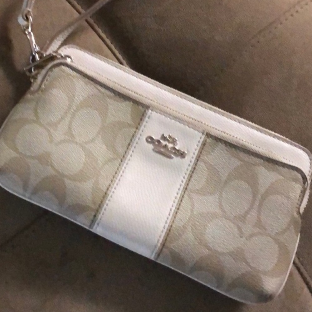 Authentic coach wristlet wallet